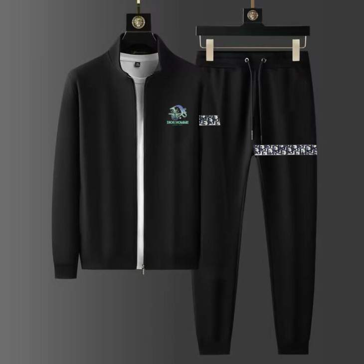 Picture of Dior Sweater Suits _SKUDiorM-5XL12yr11938650